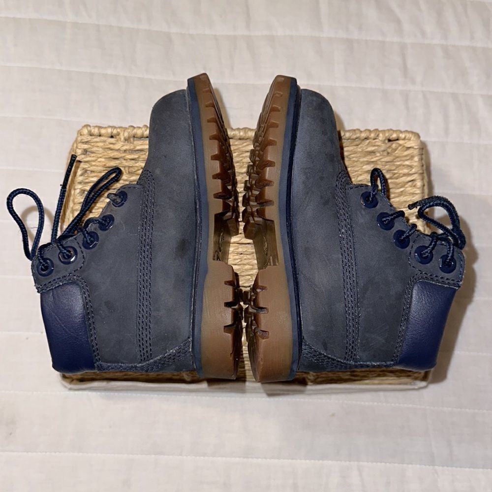 Timberland US7/EU 23.5 Classic Primaloft 200 gram Boot Toddler Navy Leather - Picture 10 of 16